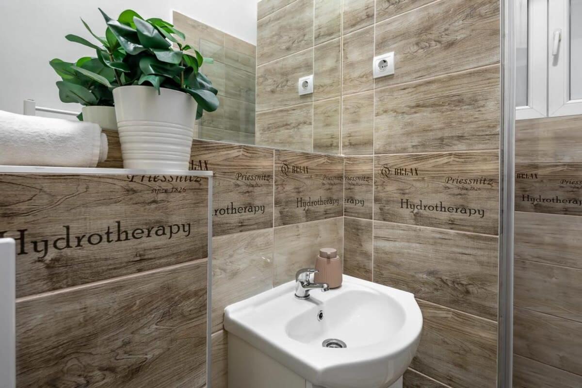 New And Convenient Apartmán Budapešť